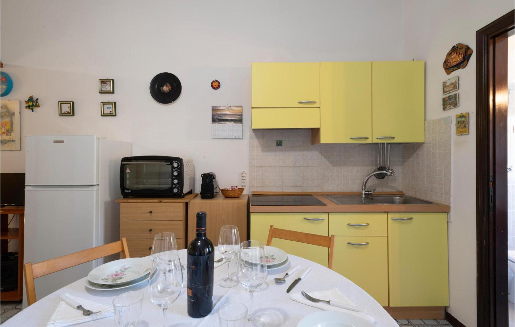 Awesome Apartment In Ortona With Wifi Buitenkant foto